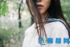 Julia Chen̎Ů20174\(yn)